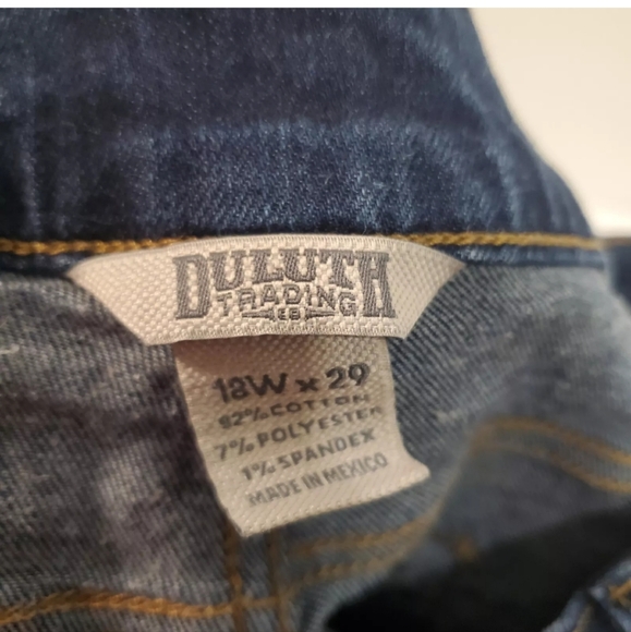 Duluth Trading Co Women's Boot Cut Jeans Size 18W x 29 Denim - Picture 5 of 5